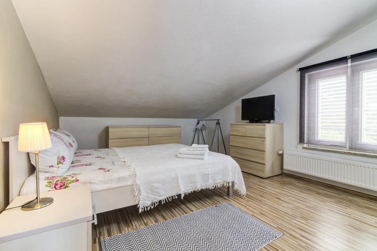 Apartment Cosic Green クレノヴィツァ エクステリア 写真